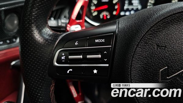 Kia Stinger 2022, фото 31