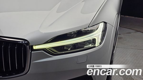 Volvo XC60 2021, фото 8
