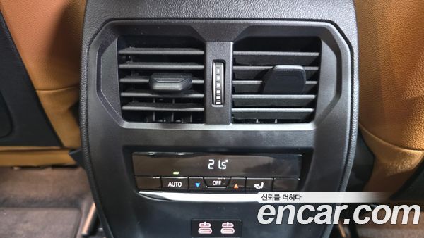BMW 3 Series 2023, фото 34