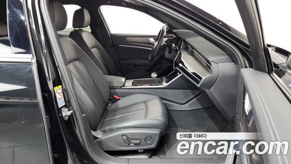 Audi A6 2021, фото 16