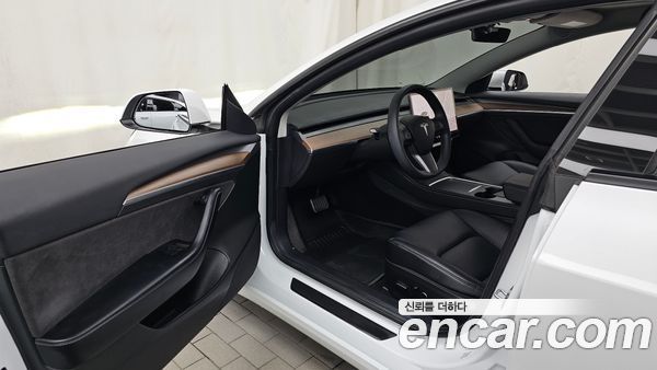 Tesla Model 3 2022, фото 13