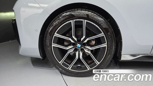 BMW 7 Series 2023, фото 5
