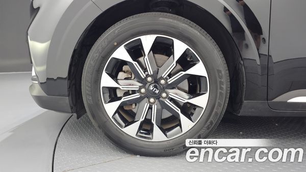Kia Carnival 2021, фото 5