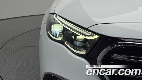 Mercedes-Benz E-Class 2024, фото 8