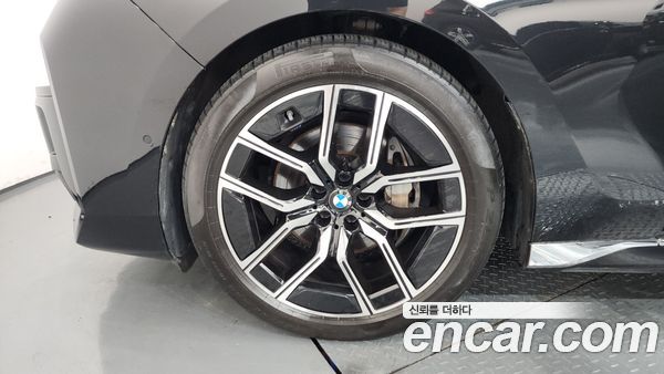 BMW 7 Series 2023, фото 5