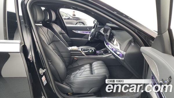 BMW 7 Series 2023, фото 16