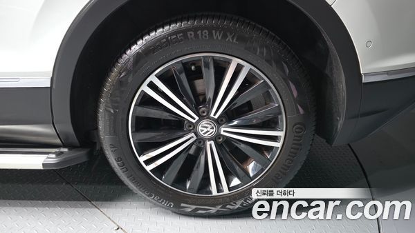 Volkswagen Tiguan 2020, фото 5