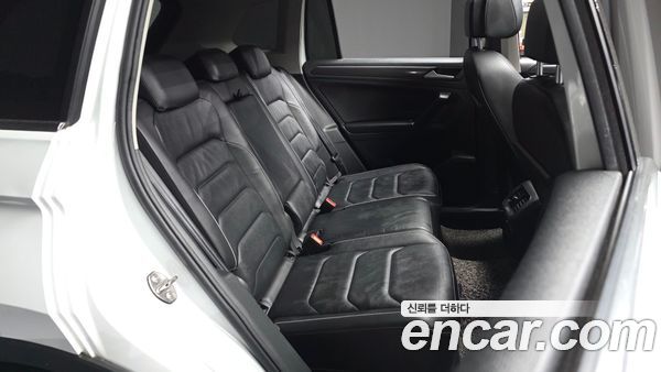 Volkswagen Tiguan 2020, фото 17