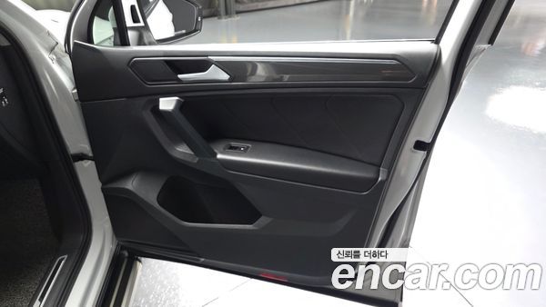 Volkswagen Tiguan 2020, фото 14