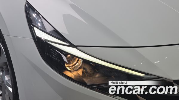 Hyundai Elantra 2021, фото 8