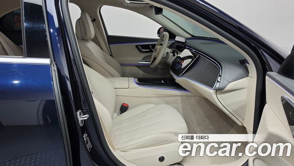 Mercedes-Benz E-Class 2026, фото 16