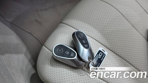 Mercedes-Benz E-Class 2026, фото 35
