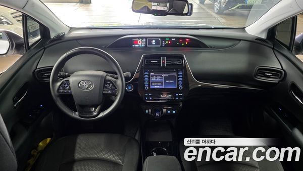 Toyota Prius 2021, фото 7