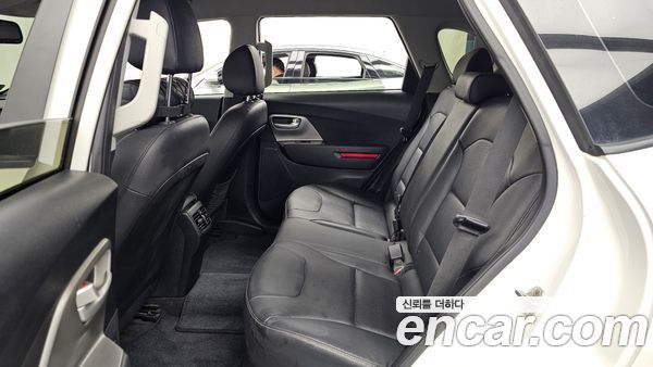 Kia Niro 2023, фото 16