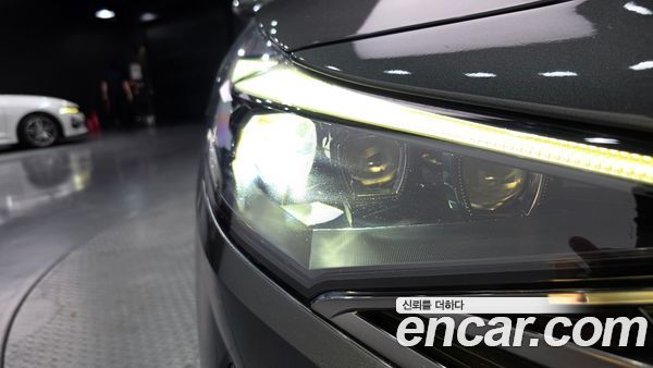 Hyundai Elantra 2021, фото 8