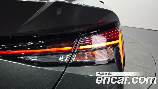 Hyundai Elantra 2021, фото 9
