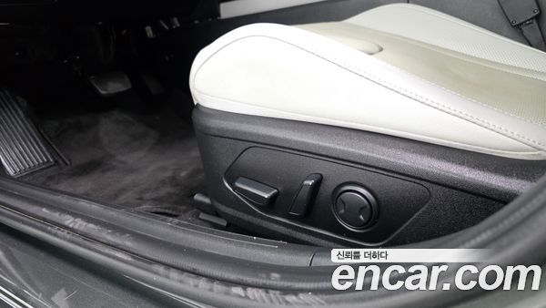 Hyundai Elantra 2021, фото 29