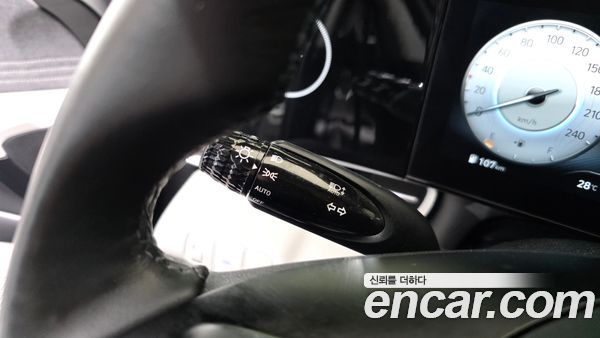 Hyundai Elantra 2021, фото 30