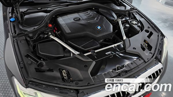 BMW 5 Series 2023, фото 6