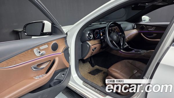 Mercedes-Benz E-Class 2021, фото 13