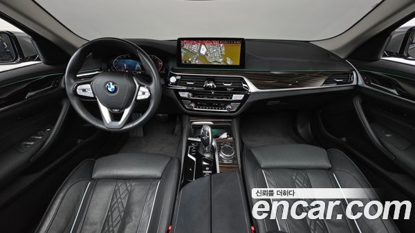 BMW 5 Series 2022, фото 7