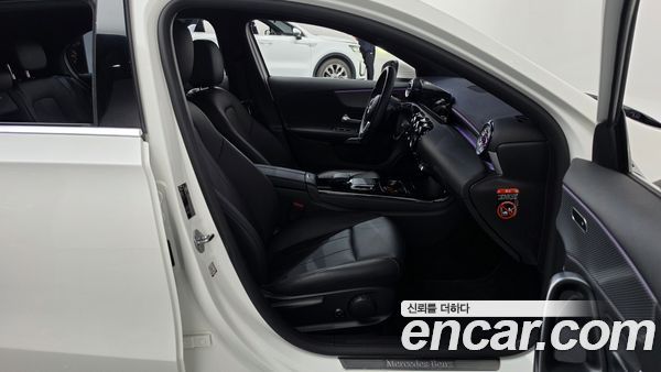Mercedes-Benz A-Class 2022, фото 16