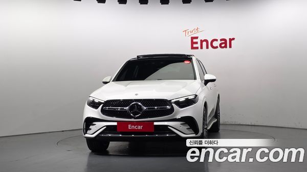 Mercedes-Benz GLC 2025, фото 3