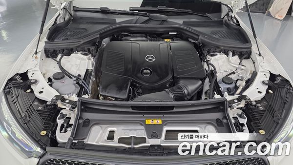Mercedes-Benz GLC 2025, фото 6