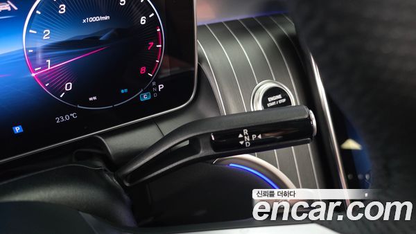 Mercedes-Benz GLC 2025, фото 9