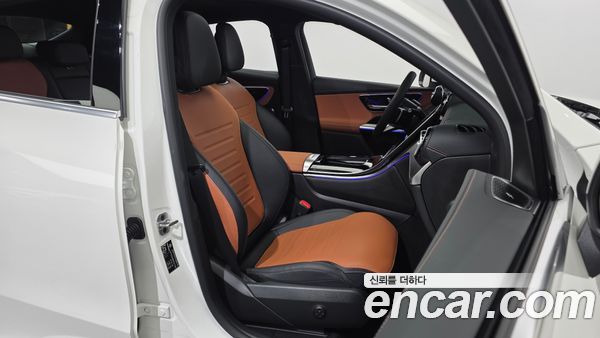 Mercedes-Benz GLC 2025, фото 12