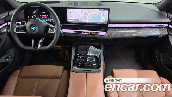 BMW 5 Series 2025, фото 10