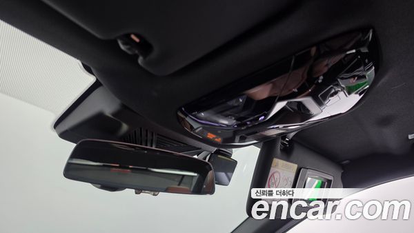 BMW 5 Series 2025, фото 27
