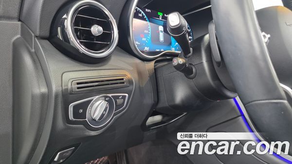 Mercedes-Benz GLC 2021, фото 26