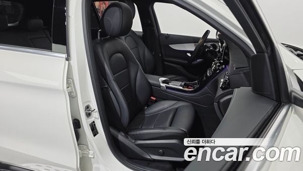 Mercedes-Benz GLC 2021, фото 16
