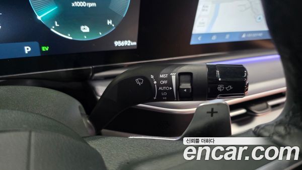 Hyundai Grandeur 2023, фото 30