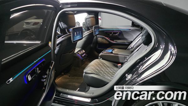 Mercedes-Benz S-Class 2021, фото 17