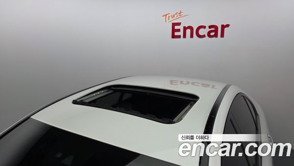 Mercedes-Benz E-Class 2020, фото 31