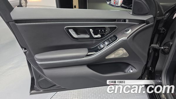 Mercedes-Benz S-Class 2021, фото 14
