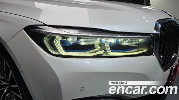 BMW 7 Series 2020, фото 8