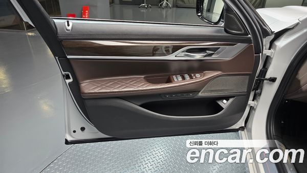 BMW 7 Series 2020, фото 14