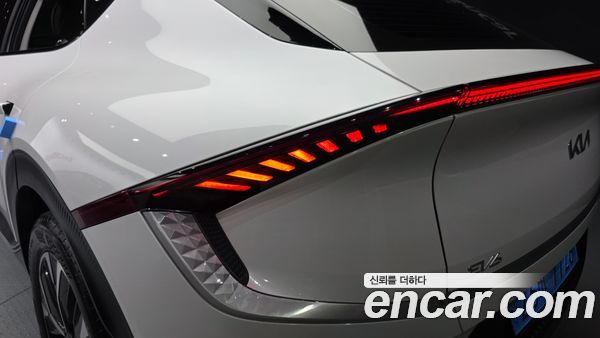 Kia EV6 2024, фото 9