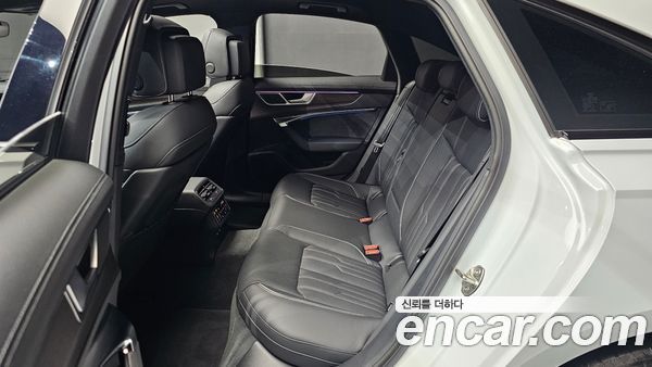 Audi A6 2025, фото 18