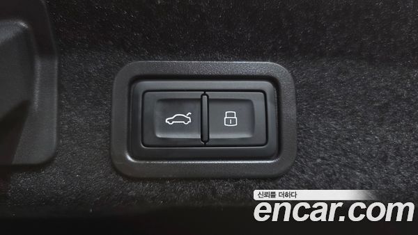 Audi A6 2025, фото 32