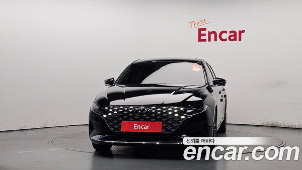 Hyundai Grandeur 2022, фото 3