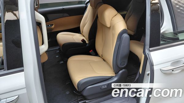Kia Carnival 2023, фото 24