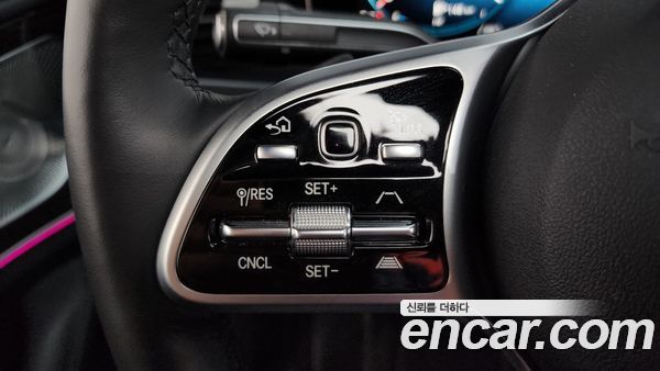 Mercedes-Benz GLE 2023, фото 21