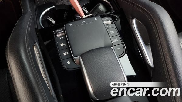 Mercedes-Benz GLE 2023, фото 25