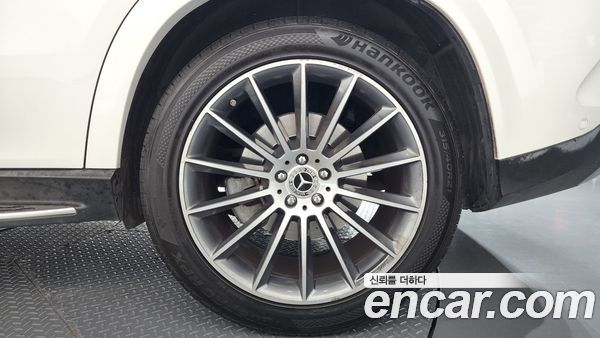 Mercedes-Benz GLE 2023, фото 6