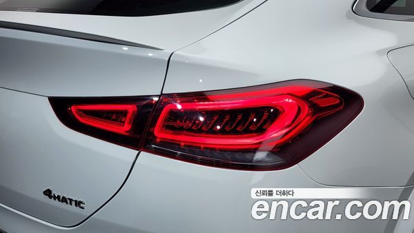 Mercedes-Benz GLE 2023, фото 8