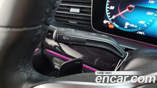 Mercedes-Benz GLE 2023, фото 28